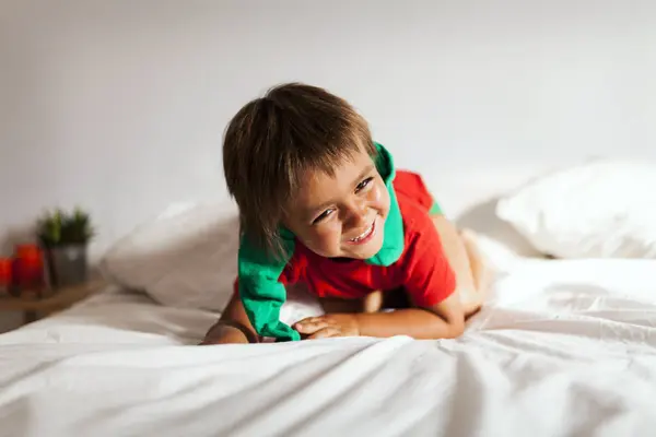 Laughing Little Boy Playing Bes — Stock Photo, Image