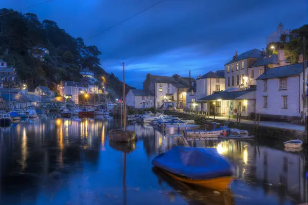 Pohled Rybářských Lodí Přístavu Noci Polperro Cornwall Velká Británie — Stock fotografie