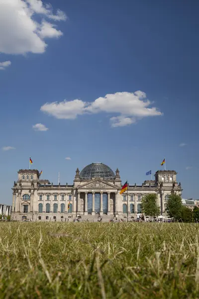 Tyskland Berlin Berlin Tiergarten Reichstag Byggnad Ytan Nivå — Stockfoto