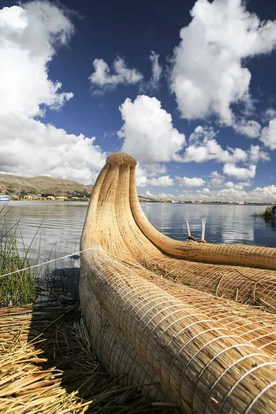 South America Peru Typical Boat Made Reed Lake Titicaca — Stock Photo, Image