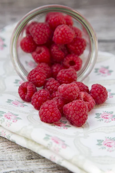 Glass Fresh Ripe Raspberries Cloth — Stock Photo, Image