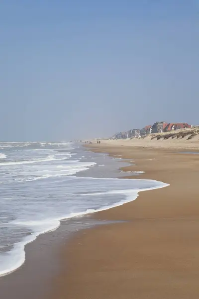 Belgio Veduta Della Spiaggia Blankenberge Città Sullo Sfondo — Foto Stock