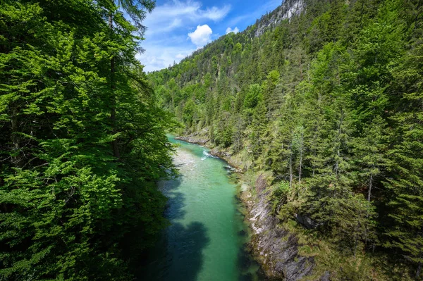Cachoeira nos alpes da Áustria — Fotografia de Stock
