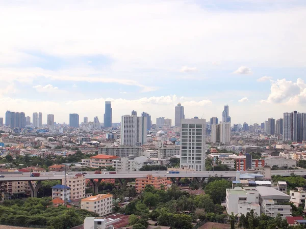 Bangkok, Tayland - 17 Haziran 2015: Modern cam bina "Bangkok İş Merkezi" — Stok fotoğraf