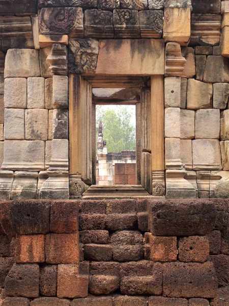 Prasat Sdok Kok Thom, Sa Kaeo, Khmer tapınak Tayland kapıda — Stok fotoğraf