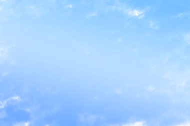 Beyaz arkaplanda soyut mavi suluboya