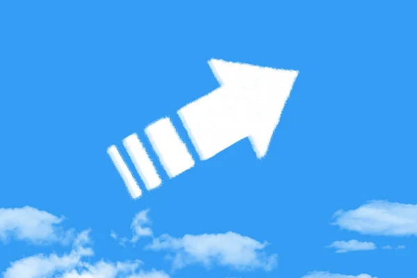 Arrow shaped cloud on blue sky — 图库照片