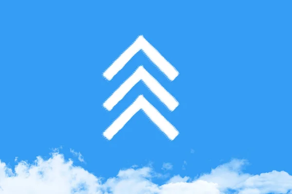 Arrow Shaped Cloud Blue Sky — Stockfoto