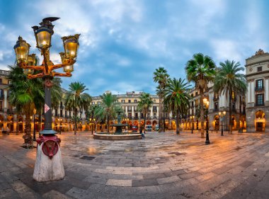 Placa Reial sabah, Barcelona, Katalonya, İspanya