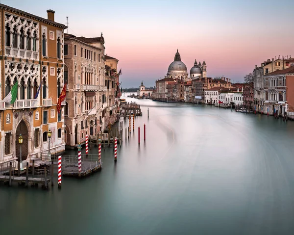 Grande Canal e Igreja de Santa Maria della Sauute, Veneza — Fotografia de Stock