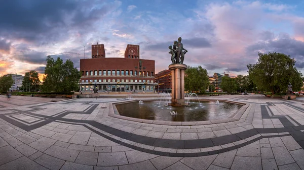 Panorama of Oslo City Hall in the Evening, Oslo, Norway — Stock Photo, Image