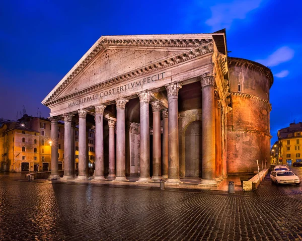 Piazza della rotonda και το Πάνθεον στην το πρωί, Ρώμη, Ιταλία — Φωτογραφία Αρχείου