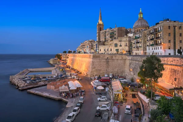 Valletta Skyline na Noite, Malta — Fotografia de Stock