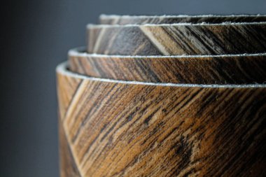 Beyaz etiketli muşamba rulo