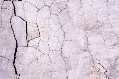Çatlak beton dokusu. Taş yüzeydeki hatalar ve çatlaklar.