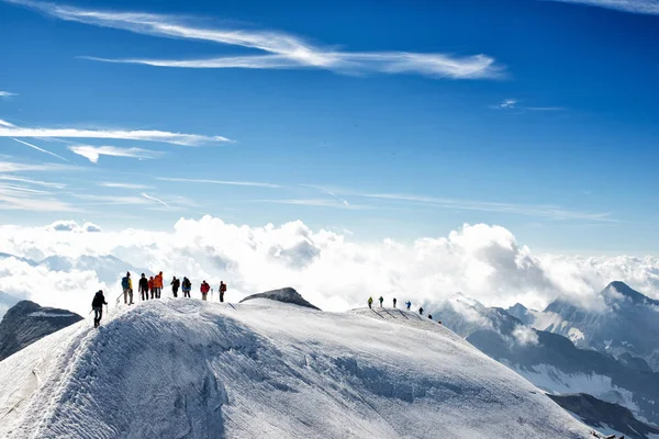 Yüksek dağ gezisi — Stok fotoğraf