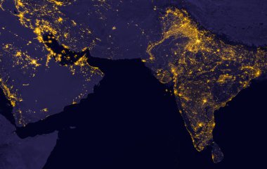 Göründüğü gibi uzaydan Hindistan ışıklar gece boyunca. Bu görüntü unsurları Nasa tarafından döşenmiştir