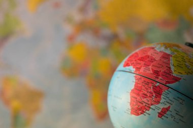 Afrika harita üzerinde bir küre içinde belgili tanımlık geçmiş earth harita ile.