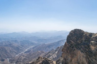 Al Hada dağ içinde Taif City, Suudi Arabistan ile güzel görünümü Dağları'nın ve Al Hada yol inbetween dağlar.