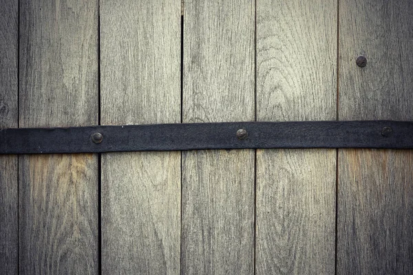 Detalhe na porta de madeira de carvalho — Fotografia de Stock
