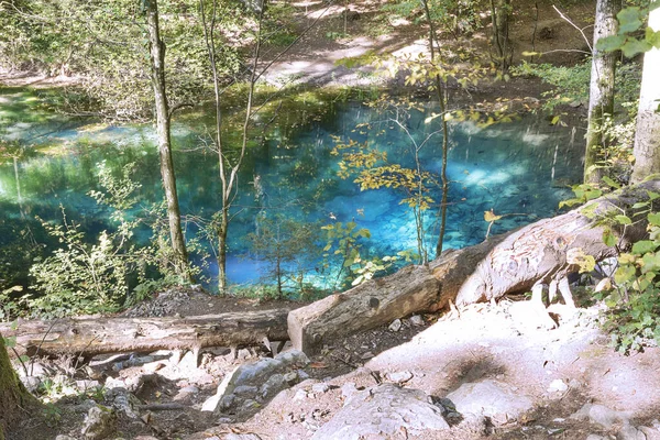Lago Termal Color Azul Natural Cheile Nerei Ochiul Bei Caransebes —  Fotos de Stock