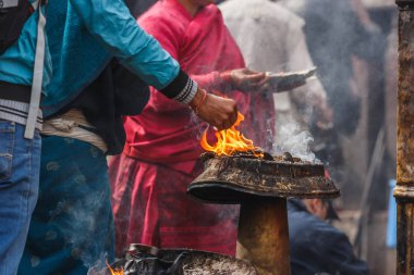 Swayambunath Tapınağı, Katmandu, Nepal'nda dini tören