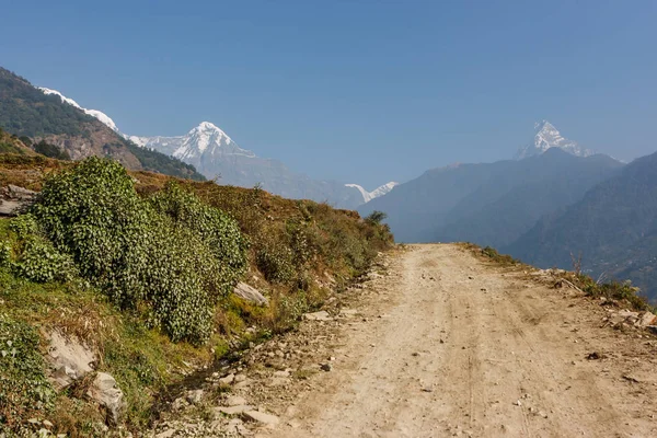 Pohled Machapuchare na Annapurna základní tábor Trek, Nepál — Stock fotografie