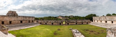 Quadrangulo de las Monjas, Uxmal sit alanı, Yucatan, Meksika, bir tören alanı.