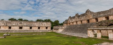 Quadrangulo de las Monjas, Uxmal sit alanı, Yucatan, Meksika, bir tören alanı.