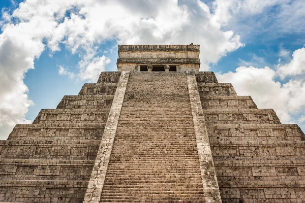 Weergave Van Kukulkan Piramide Castillo Archeologische Site Van Chichen Itza — Stockfoto