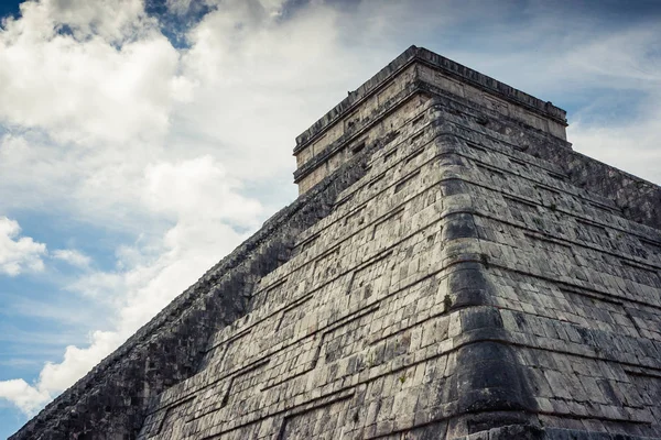 Tüylü Yılan Piramit Castillo Arkeolojik Alanında Chichen Itza Yucatan Meksika — Stok fotoğraf