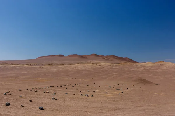 Dunas de areia na Reserva da Península de Paracas, Peru — Fotografia de Stock