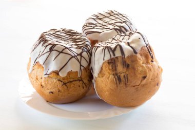 Rum baba pastası