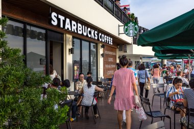 Bangkok, Tayland - 17 Eylül 2016: Ri Starbucks kahve shop