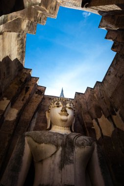 Wat Si dostum Sukhothai tarihsel eşit antik Buda heykeli