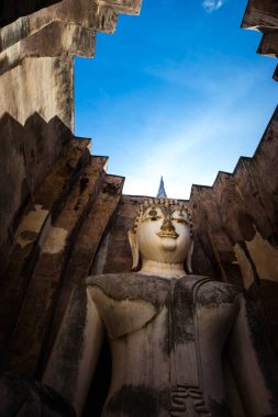 Wat Si dostum Sukhothai tarihsel eşit antik Buda heykeli