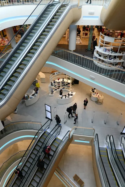 Modern alışveriş merkezi — Stok fotoğraf