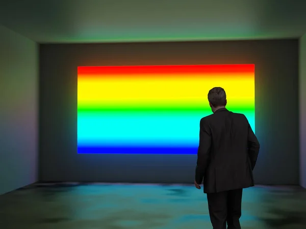 Άνδρας Κοιτάζει Μια Οθόνη Χρώματος — Φωτογραφία Αρχείου