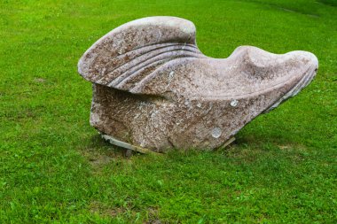 Bir özel ev bahçesinde Tasarla