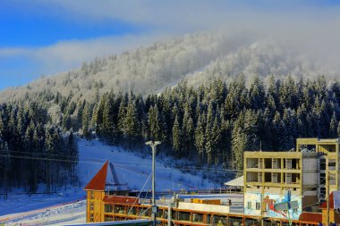 Kayak ve kışın dağlarda rekreasyon