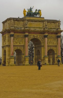 Tarihi anıtlar - büyük mimari nesneleri ve histor