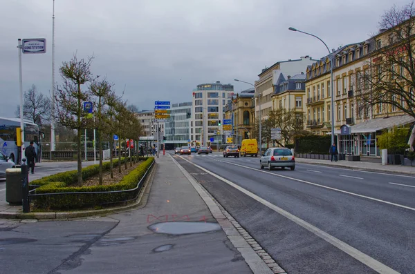 Stadtlandschaft, die Vielfalt der Architektur der Stadt, urban — Stockfoto