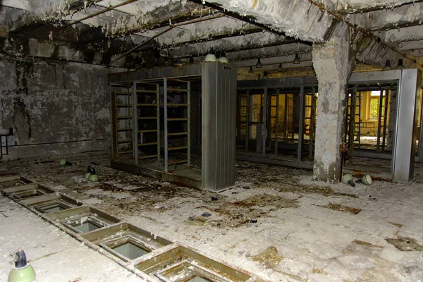 Belgili tanımlık yandaş gizli askeri biriminin yağmalanmış Komuta Merkezi 