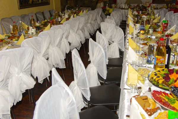 Wedding table. Ukrainian wedding, culture, ethical traditions, c — Stock Photo, Image