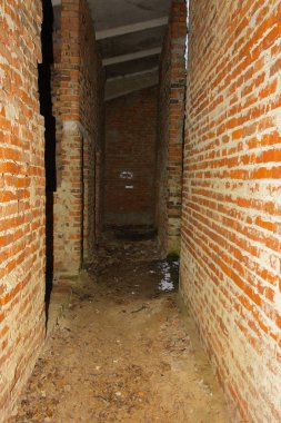 Eski zaman ve Vandallar Endüstriyel Bina kez SSCB tarafından yok edildi. Aralık 2017