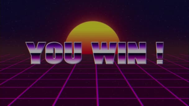 Glimmende retro 80s stijl lazer wint u tekst vliegen in en uit op raster zon sterren oude tv scherm animatie achtergrond - nieuwe unieke vintage mooie dynamische vrolijke kleurrijke videobeelden — Stockvideo