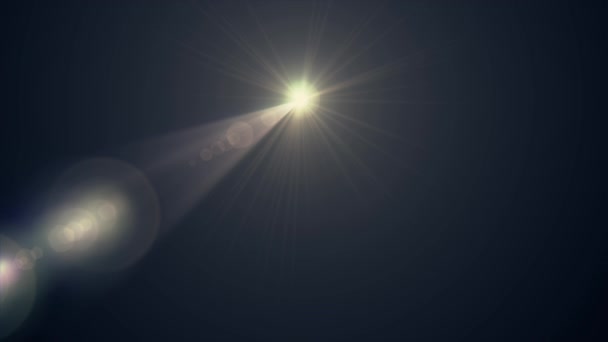 ライト光学レンズを移動する水平太陽フレア光沢のあるアニメーション美術背景 - 新しい品質自然照明ランプ光線効果動的カラフルな明るい映像 — ストック動画