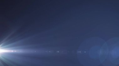 Dikey yan ışıklar optik lens hareketli arka plan parlak bokeh animasyon sanat fişekleri - yeni kalite doğal aydınlatma lambası etkisi dinamik renkli parlak video görüntüleri ışınları
