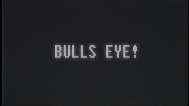 Retro videogame Bullseye metin bilgisayar eski tv arıza parazit gürültü ekran animasyon sorunsuz döngü yeni kalite evrensel vintage hareketli dinamik animasyonlu arka plan renkli neşeli video — Stok video