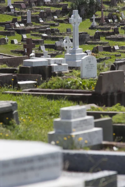 Uçurumdaki mezarlığı